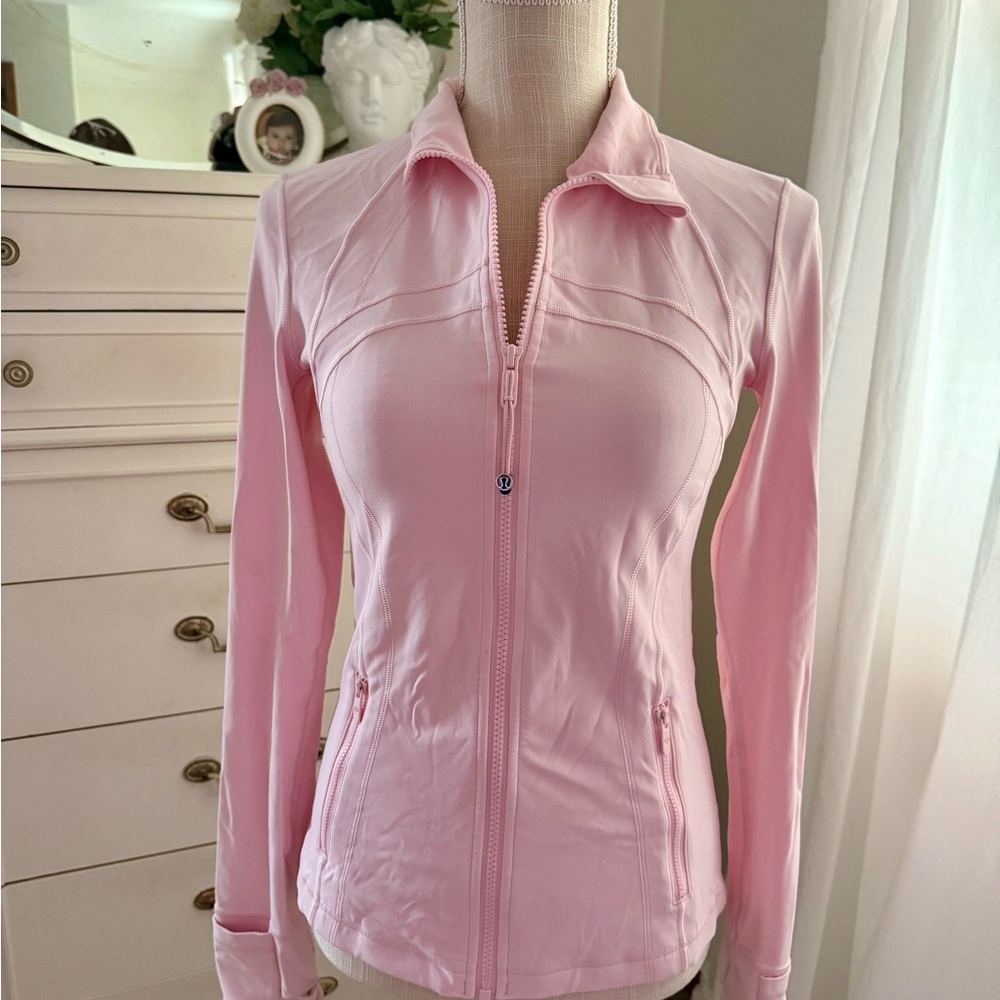 NWT lululemon Define Jacket Size 6 Strawberry Milkshake